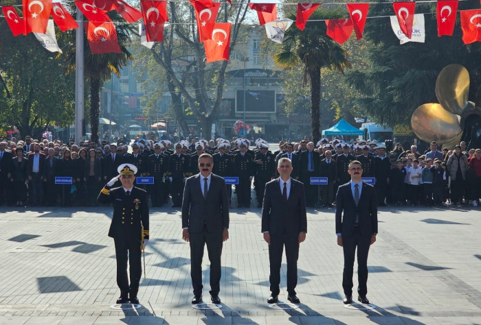 GÖLCÜK’TE 29 EKİM CUMHURİYET BAYRAMI HEYECANI BAŞLADI