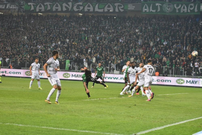 KOCAELİSPOR ZOR ENGELİ AŞTI KOCAELİSPOR :1 SAKARYASPOR:0 